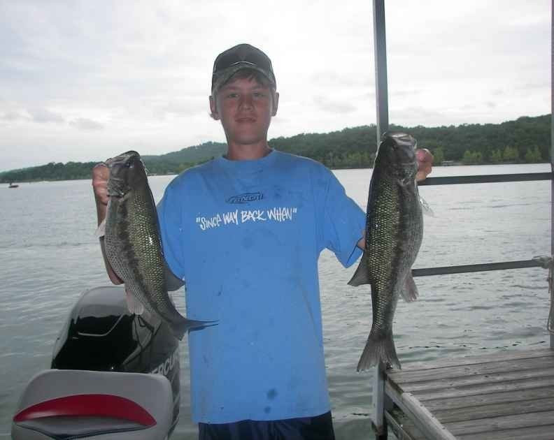 Mid Lakes Guide Service-Branson West必去景点