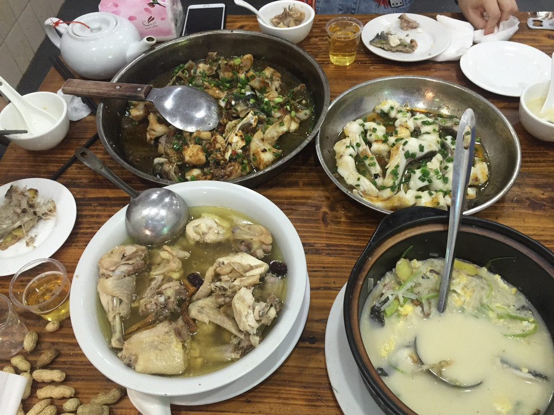 万绿湖客家风情街-东源县必去景点