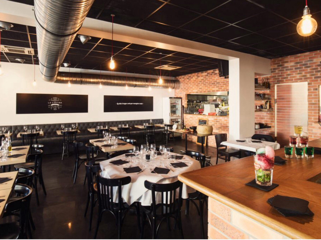 La Cantina