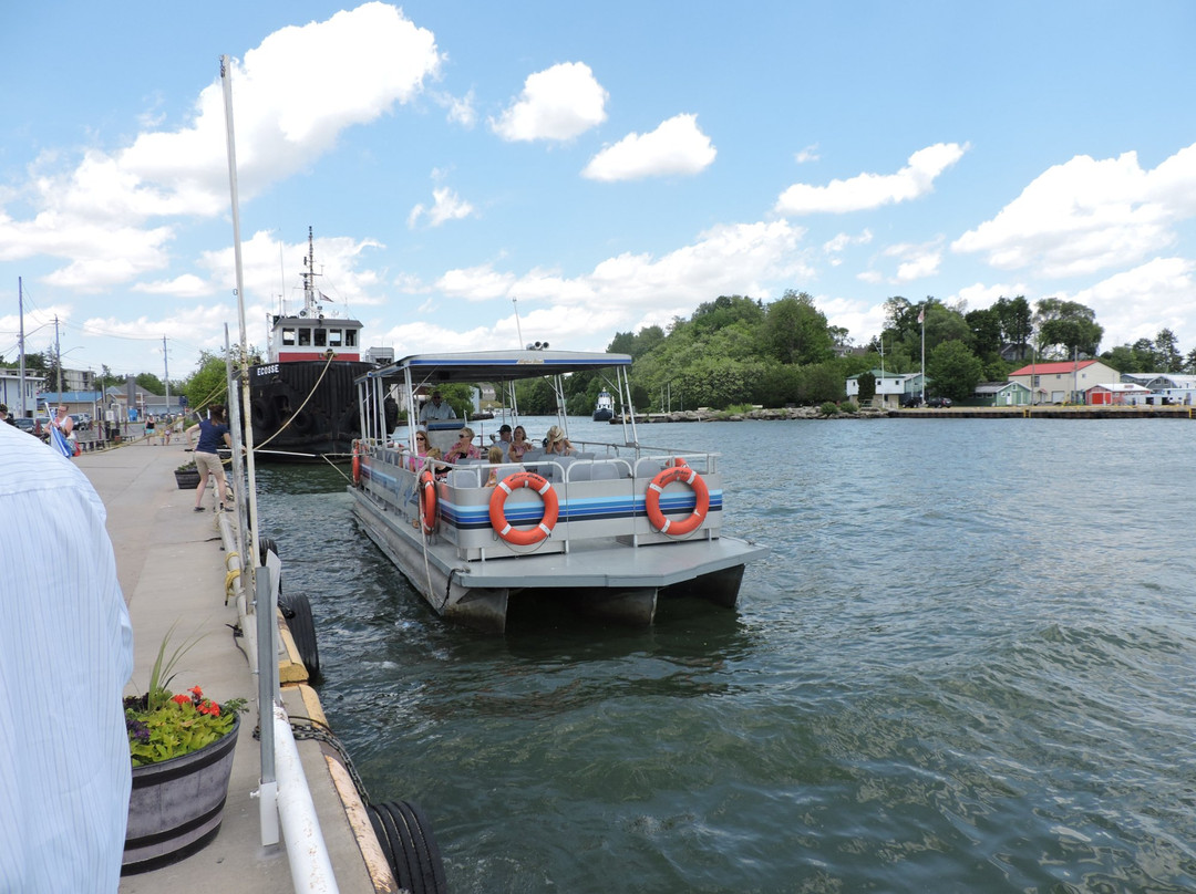 Nomada Charters-多佛港必去景点