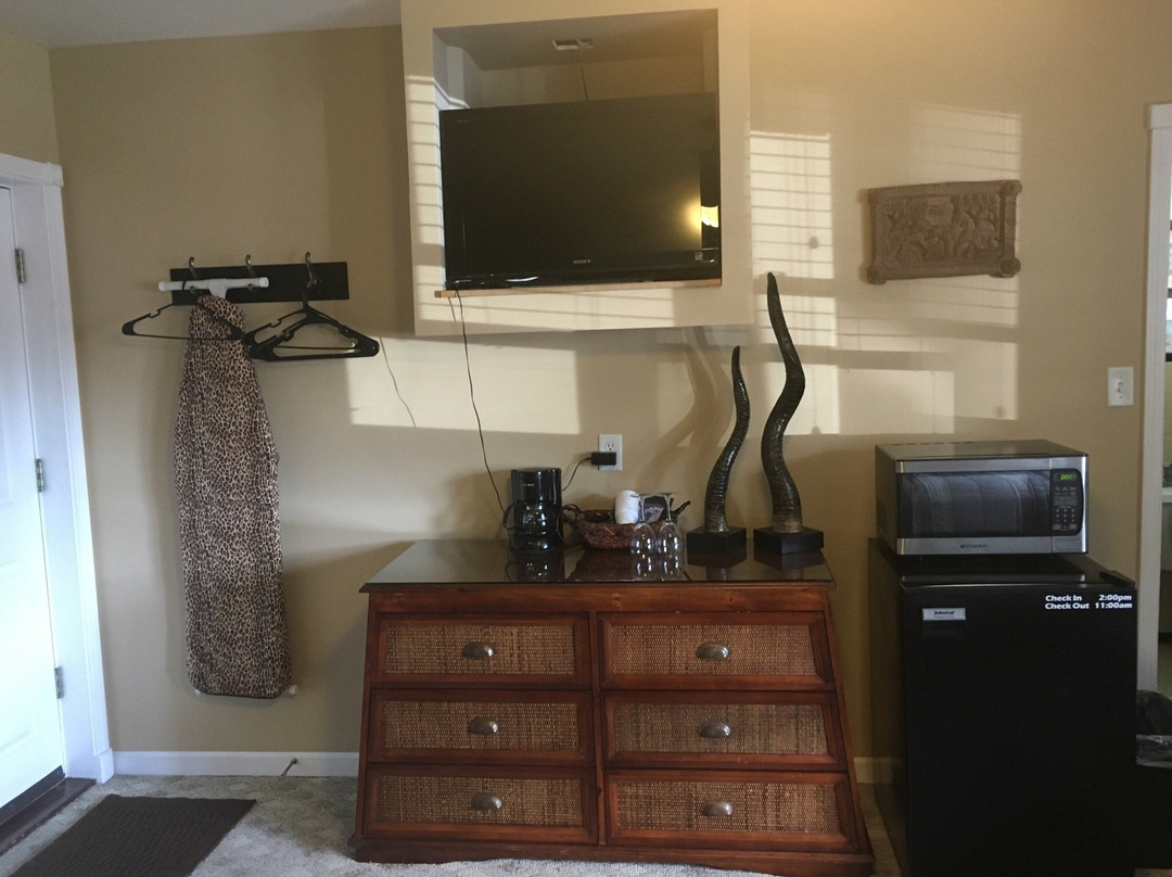 Inn by the Lake主图