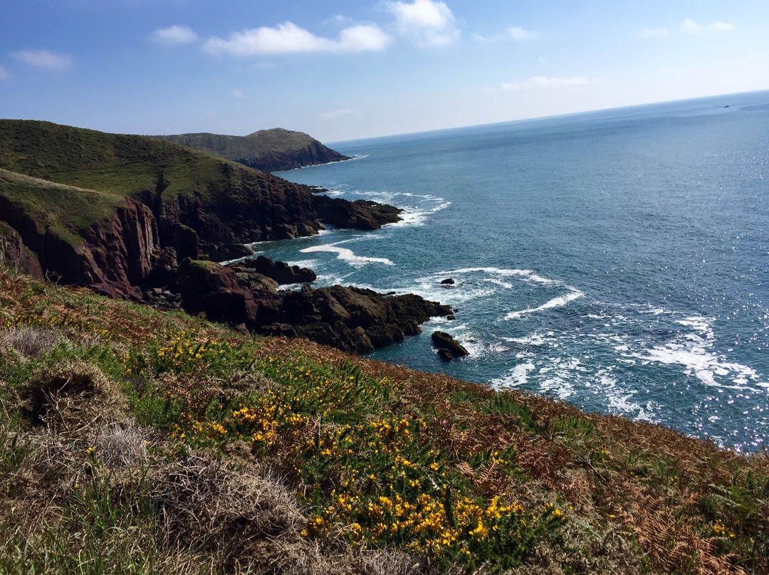 Manorbier Beach景点图片