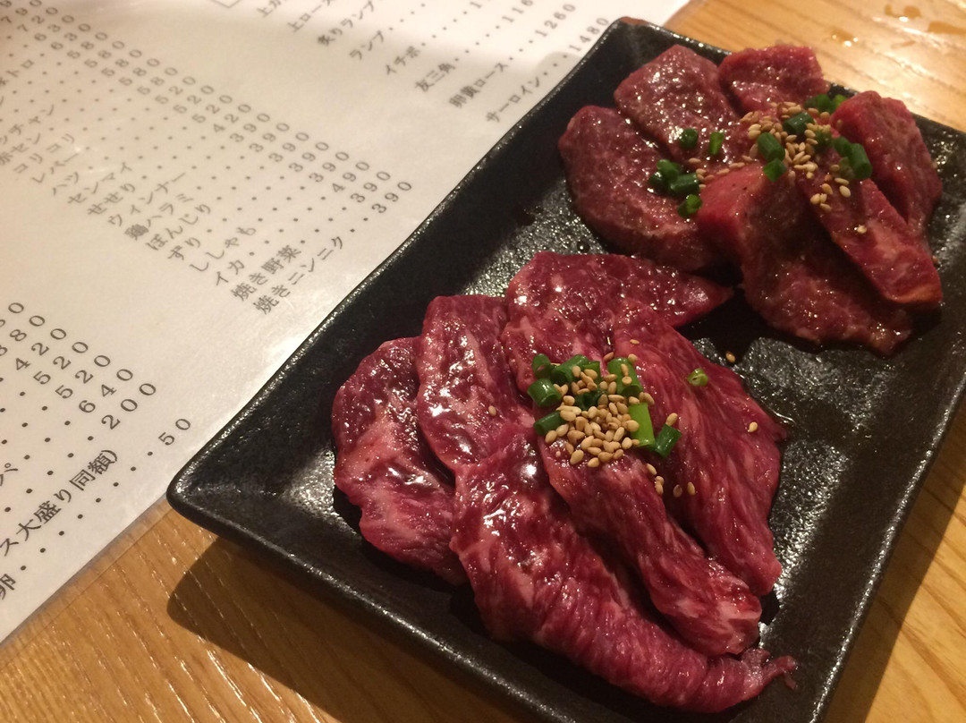 七輪焼肉ホルモン 牛寅