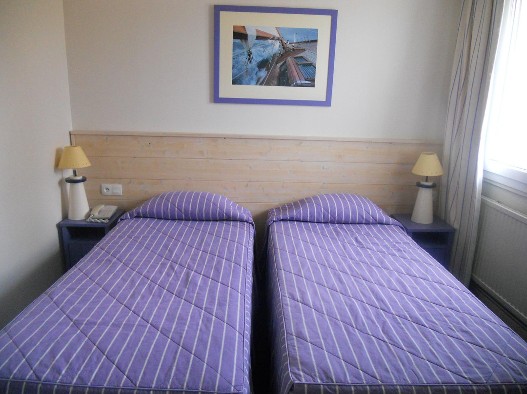 瓦孔希俱乐部比尼奇酒店主图