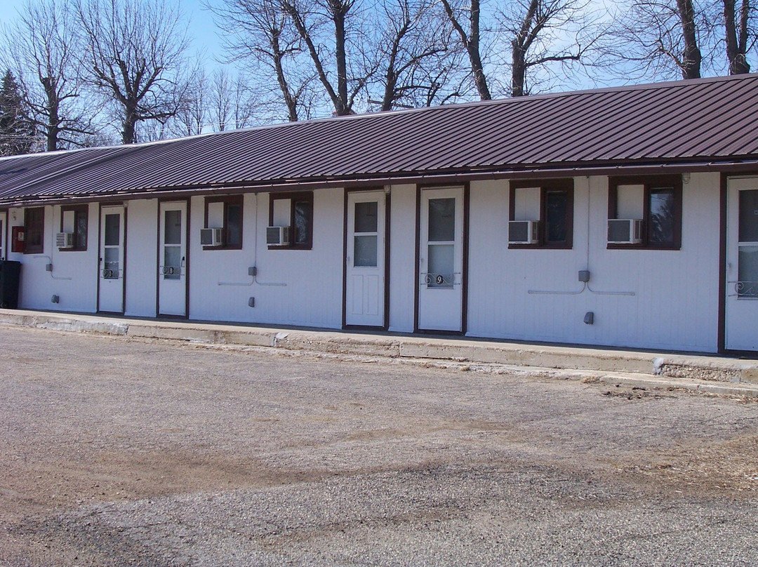 R & H Motel & Campground LLC