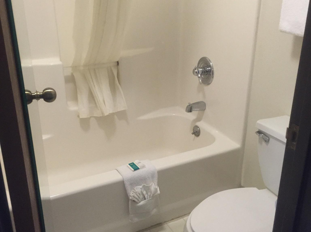 Amerihost Inn & Suites - Fulton主图