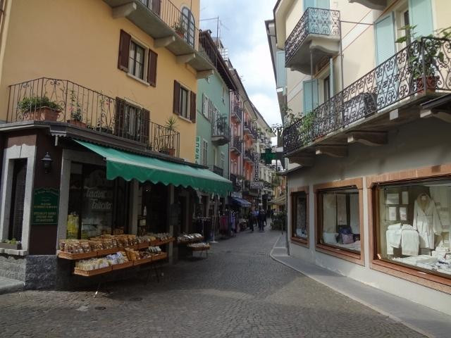 Trenino Turistico di Stresa景点图片