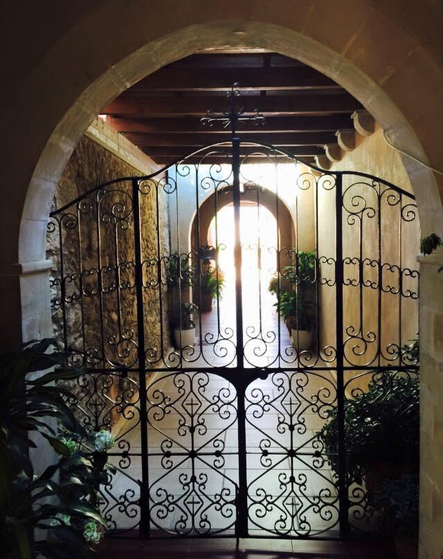 Agia Irini Convent-Agía Eiríni必去景点