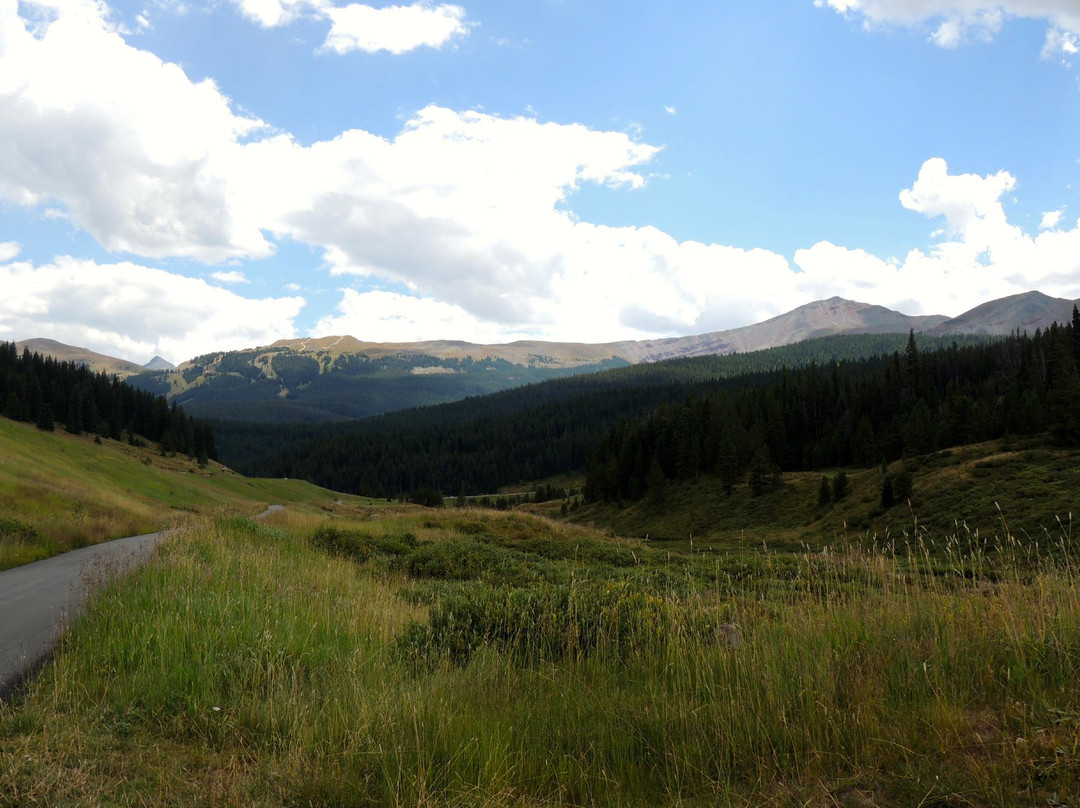 Vail Pass Path-布雷肯里奇必去景点