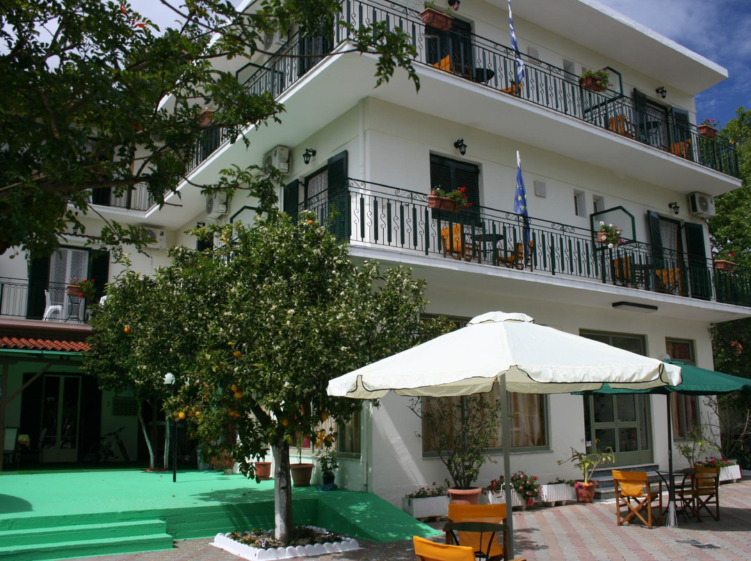 Des Roses Hotel主图