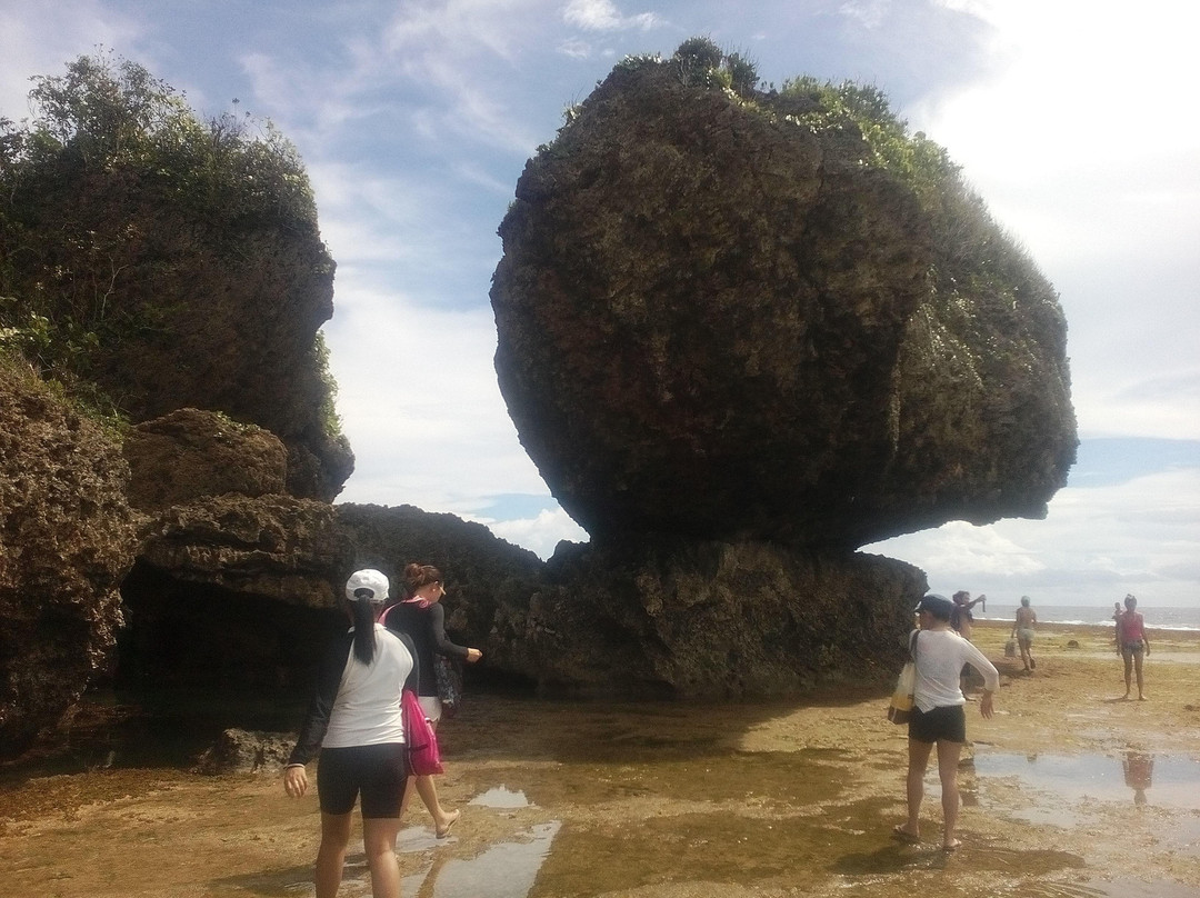 Magpupungko Beach-锡亚高岛必去景点