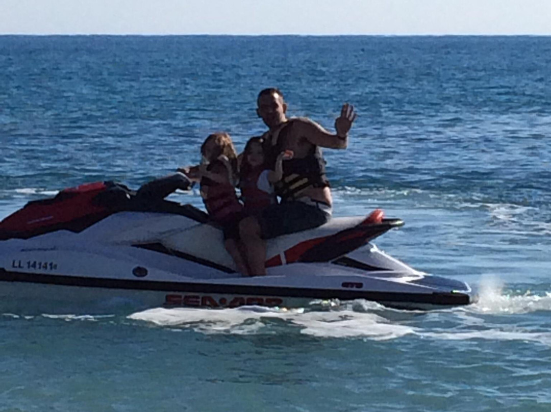 Xenios Water Sports-皮索里必去景点