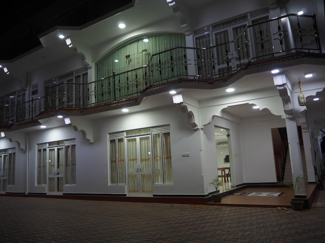 Sambaltivu酒店住宿-Hotel Glee