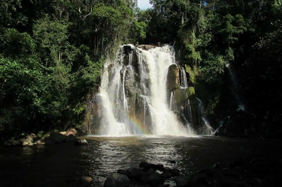 Cachoeira do Bernardo Alemão-Piedade必去景点
