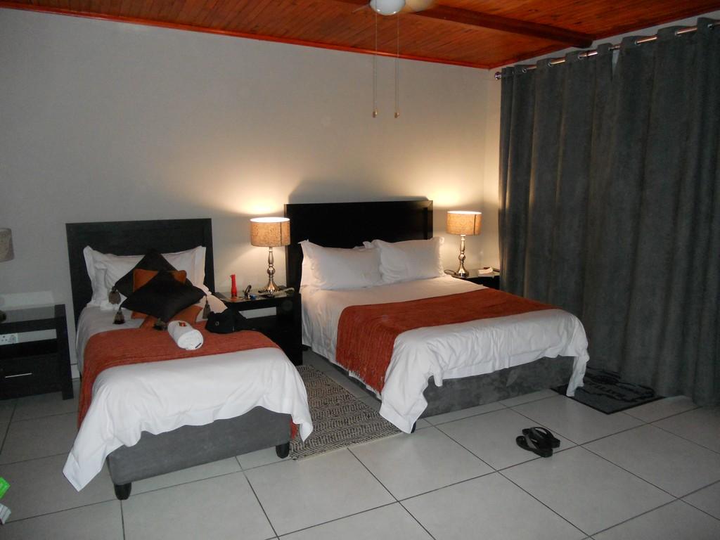 Battlefields Guest House-客卧