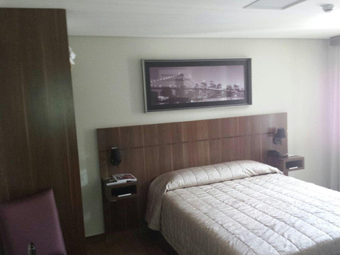 Braganca Paulista酒店住宿-Padom Business Hotel