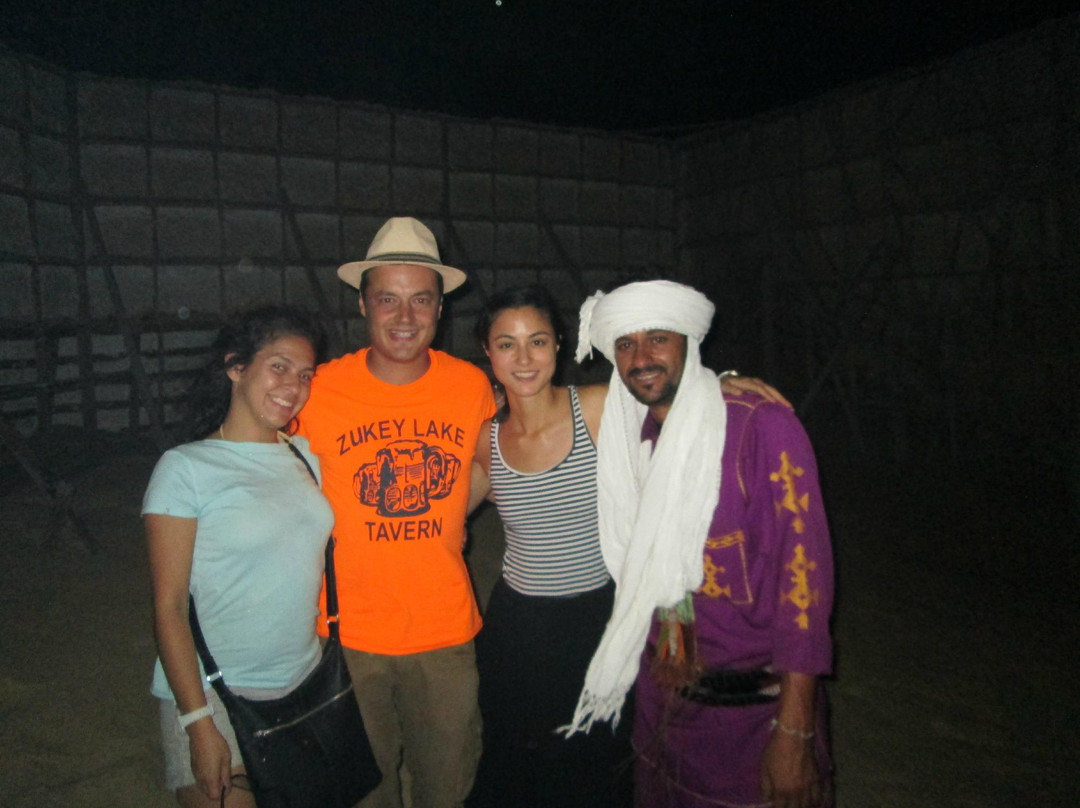 Ali Touareg Tour Guide-吐泽尔必去景点