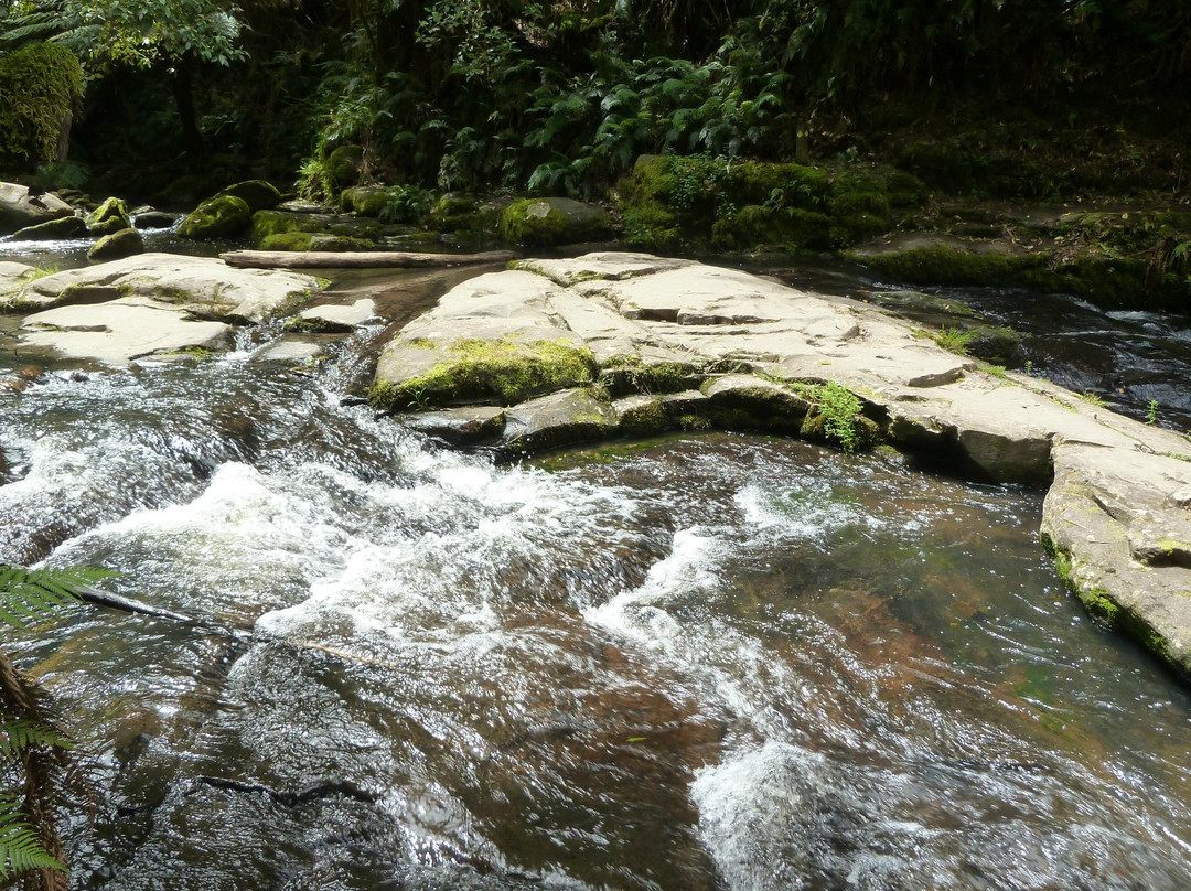 厄斯金瀑布-洛恩必去景点