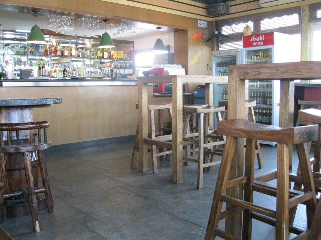 西华京兆饭店主图