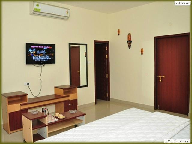 Hotel Keerthi Palace主图
