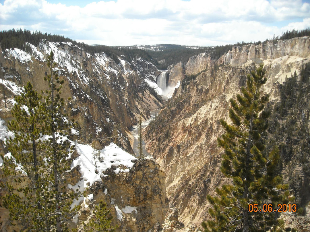 黄石下瀑布-黄石国家公园必去景点