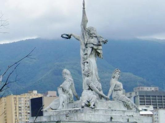 Arco de la Federacion景点图片