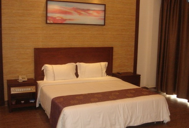 巴登巴登温泉度假酒店主图