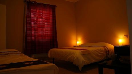 Vegan Inn Airport - Adults Only - Late Check IN