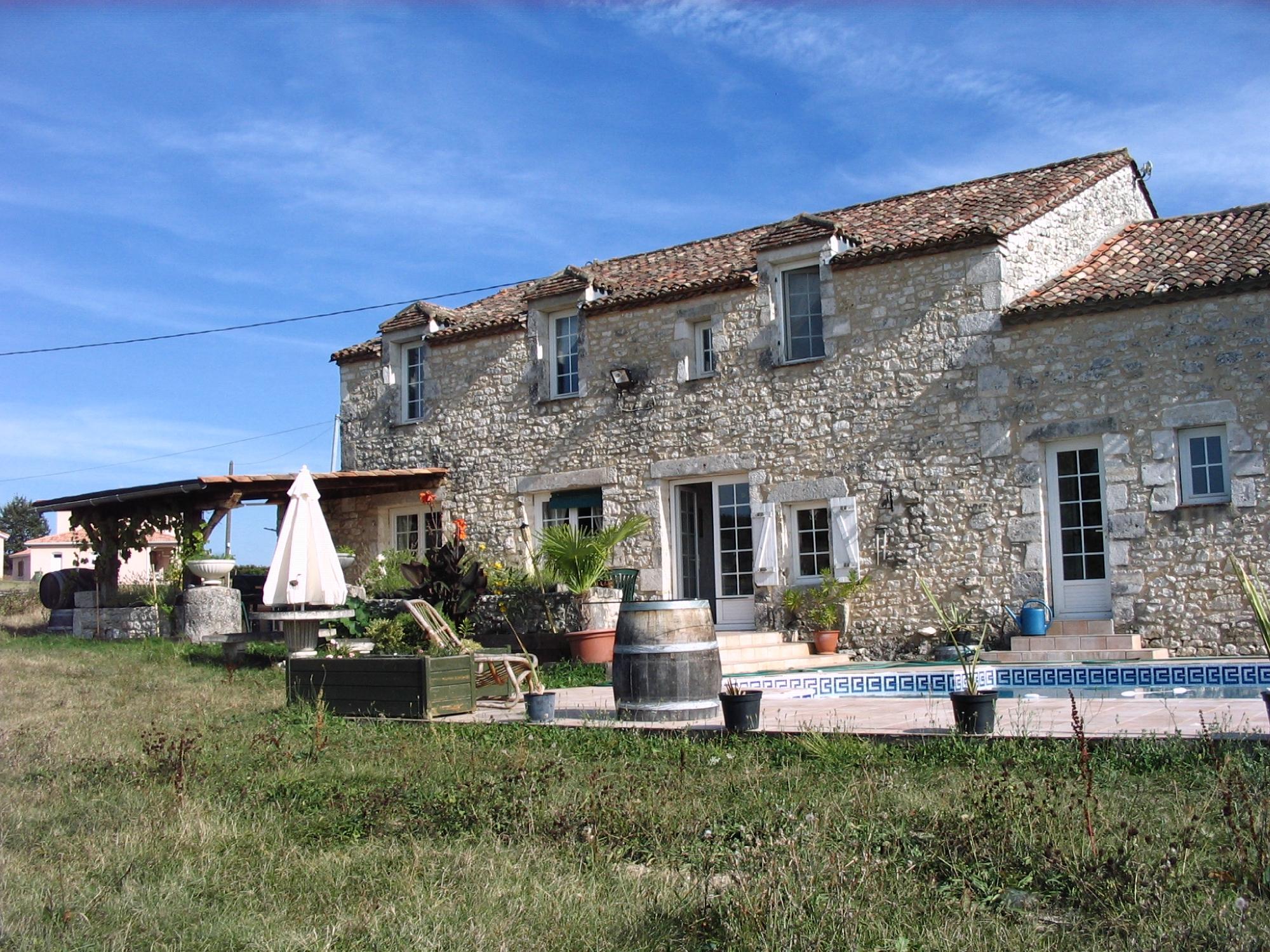 Maison Des Pruneaux-官方