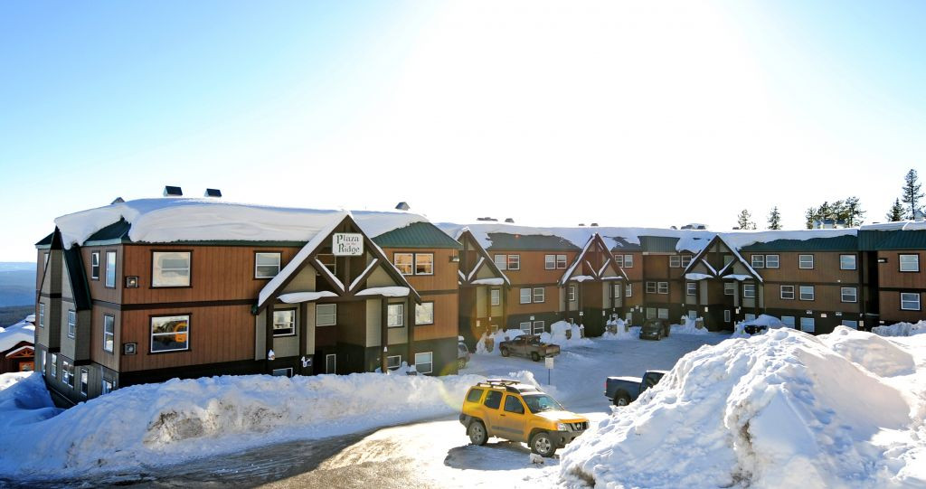 Plaza on the Ridge