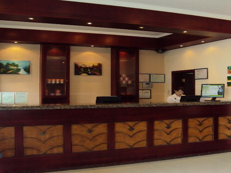 格林豪泰扬州仪征真州东路快捷酒店主图