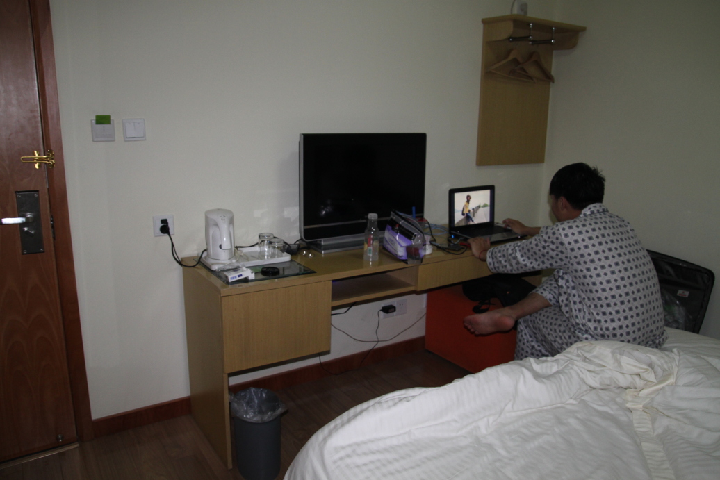 广纳假日酒店-客卧