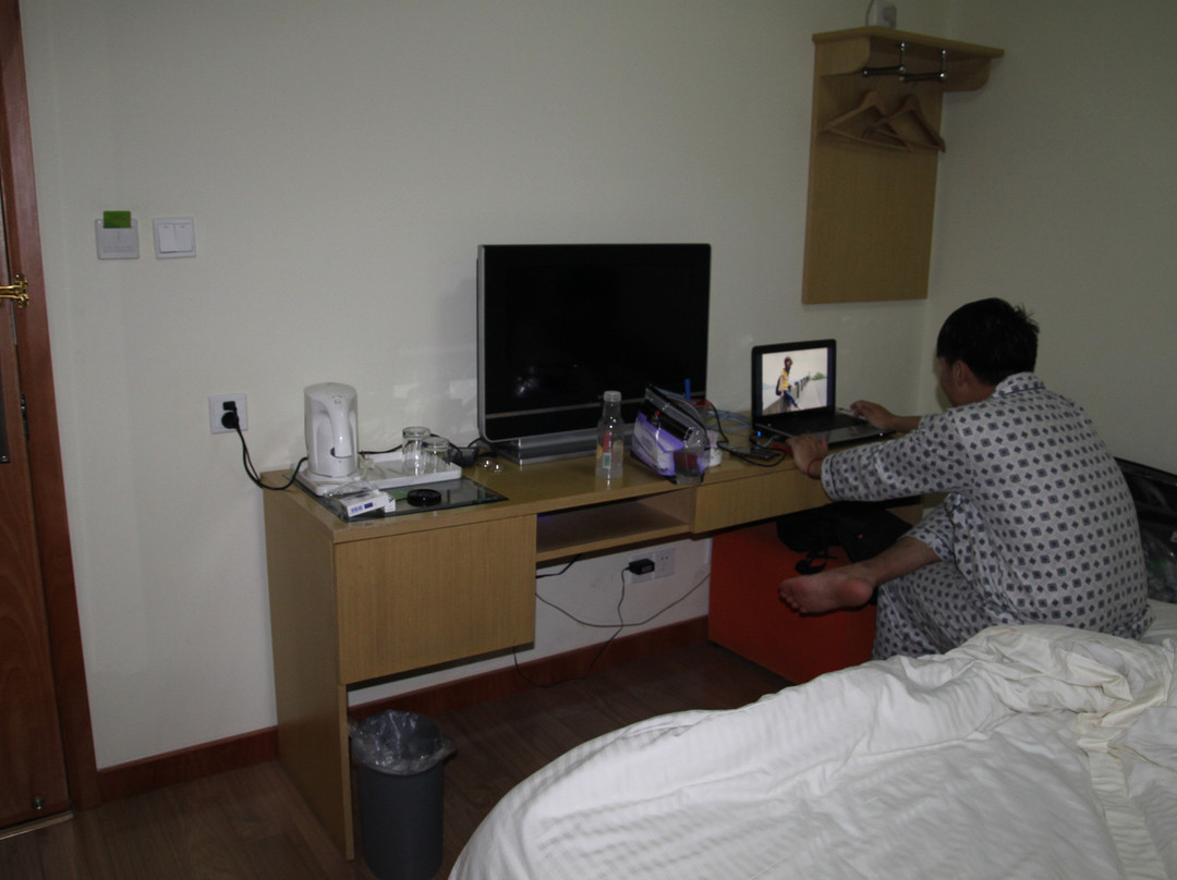 广纳假日酒店主图