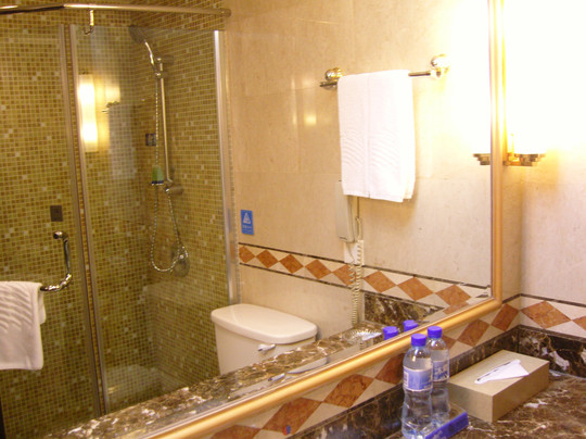 怡景湾大酒店主图