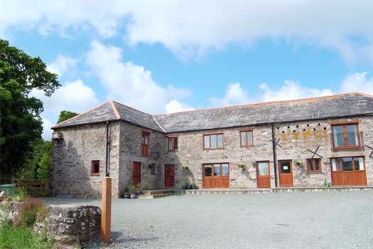 Tredaule Manor Farm
