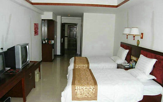 0898温泉酒店主图