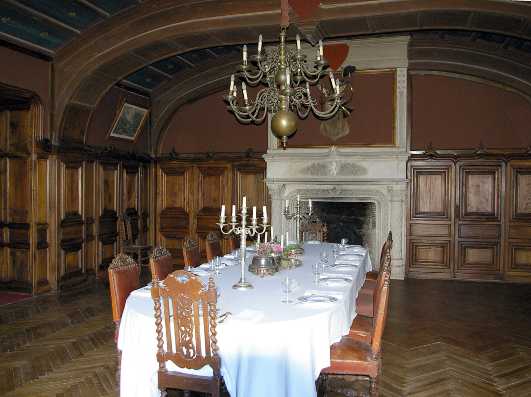 Château de Bridoire景点图片