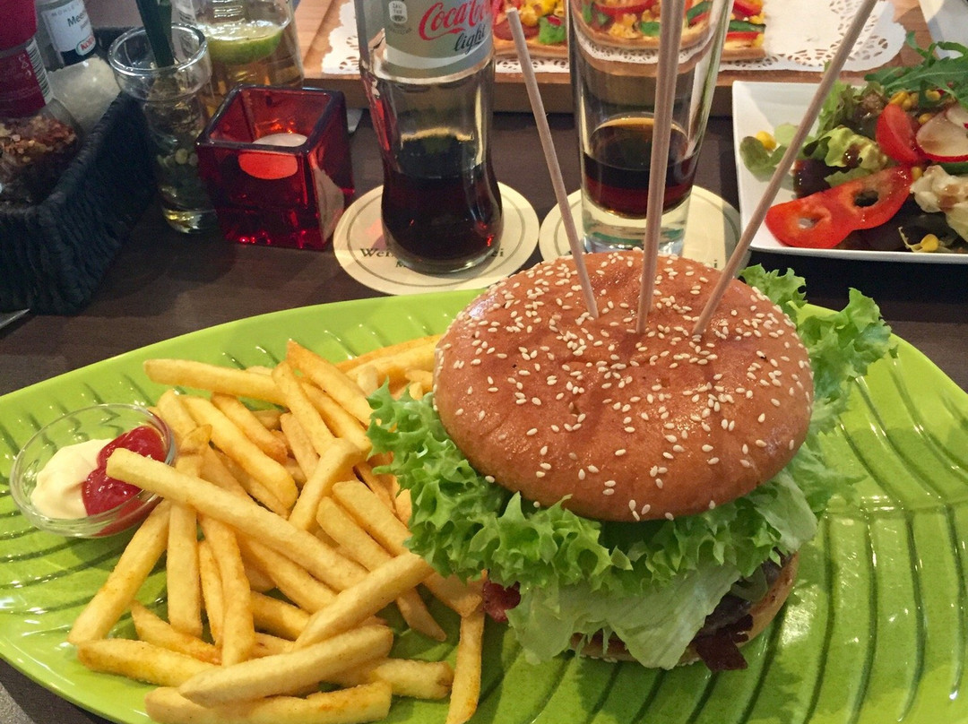 Ostermünchen餐馆和美食-Cafe K