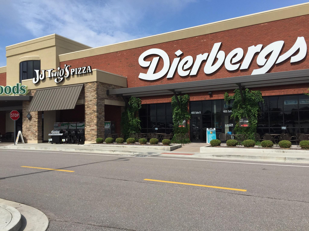 Dierbergs Lakeview Terrace
