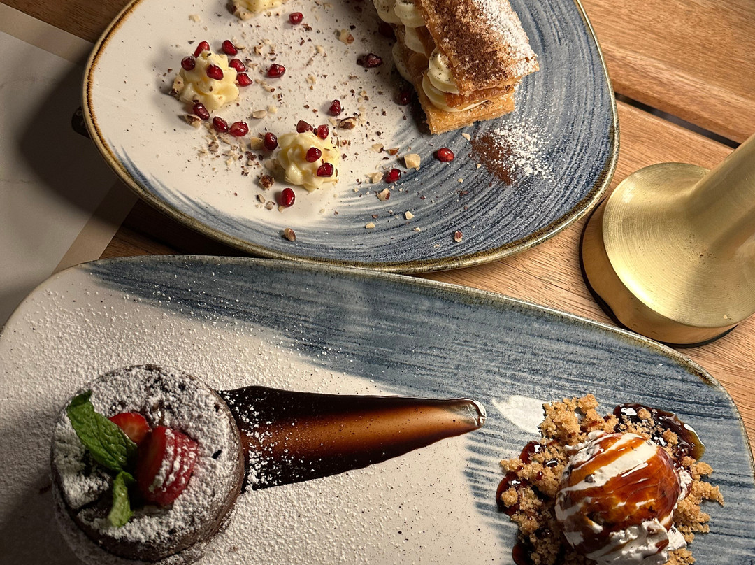 Tholoto Brunch & Restaurant (费拉)餐厅/美食点评 餐厅地址/餐厅电话/餐厅周边信息/餐厅推荐菜