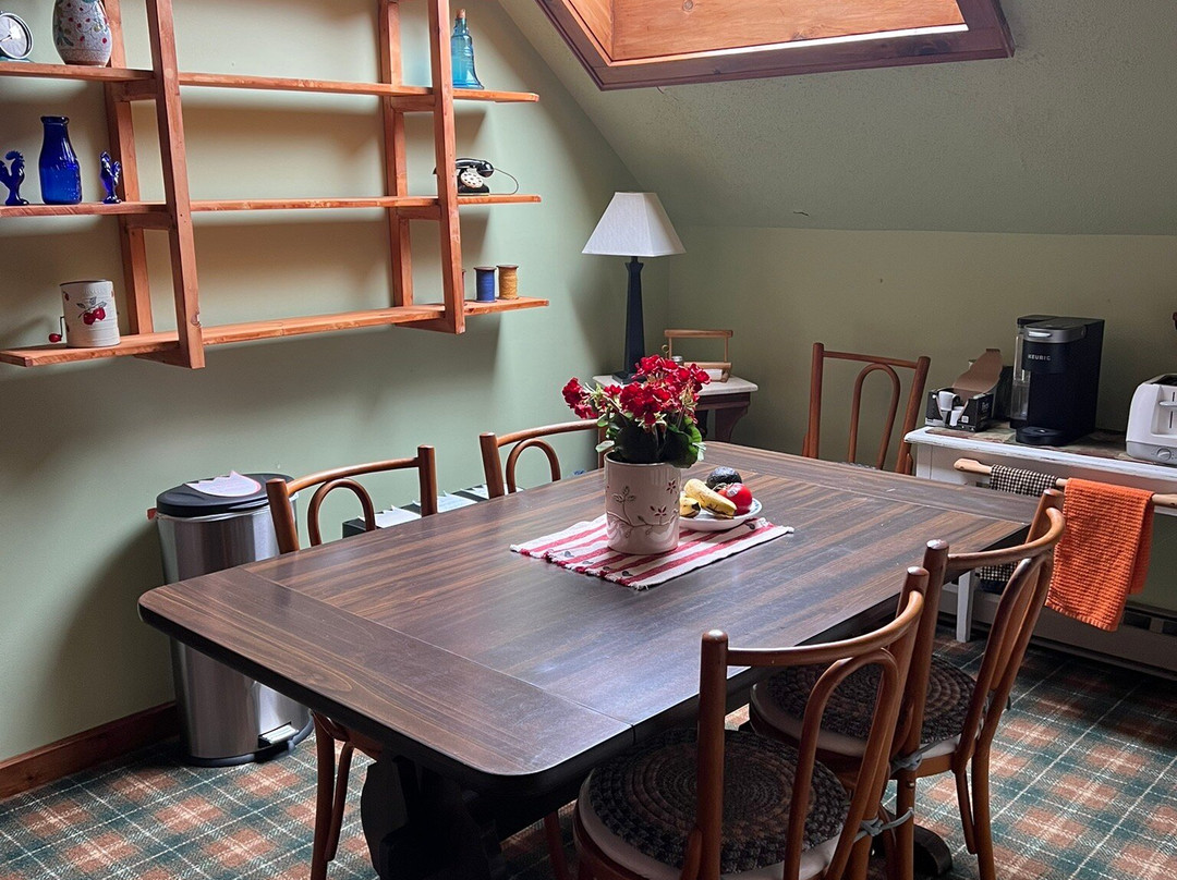 Saint Joseph's Dwelling Place主图