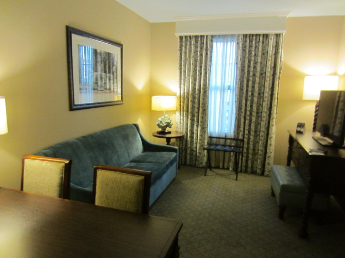 Embassy Suites by Hilton Savannah Historic District-客卧