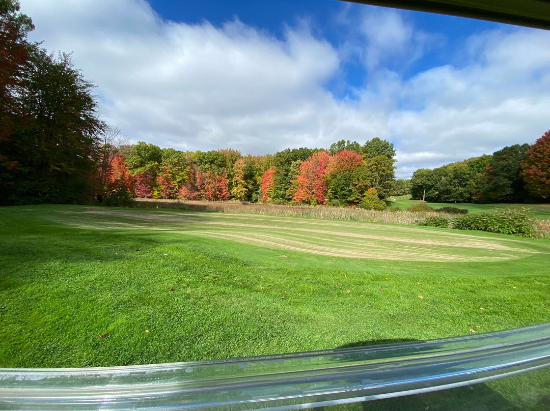 Arthur Hills Thoroughbred Golf Club景点图片