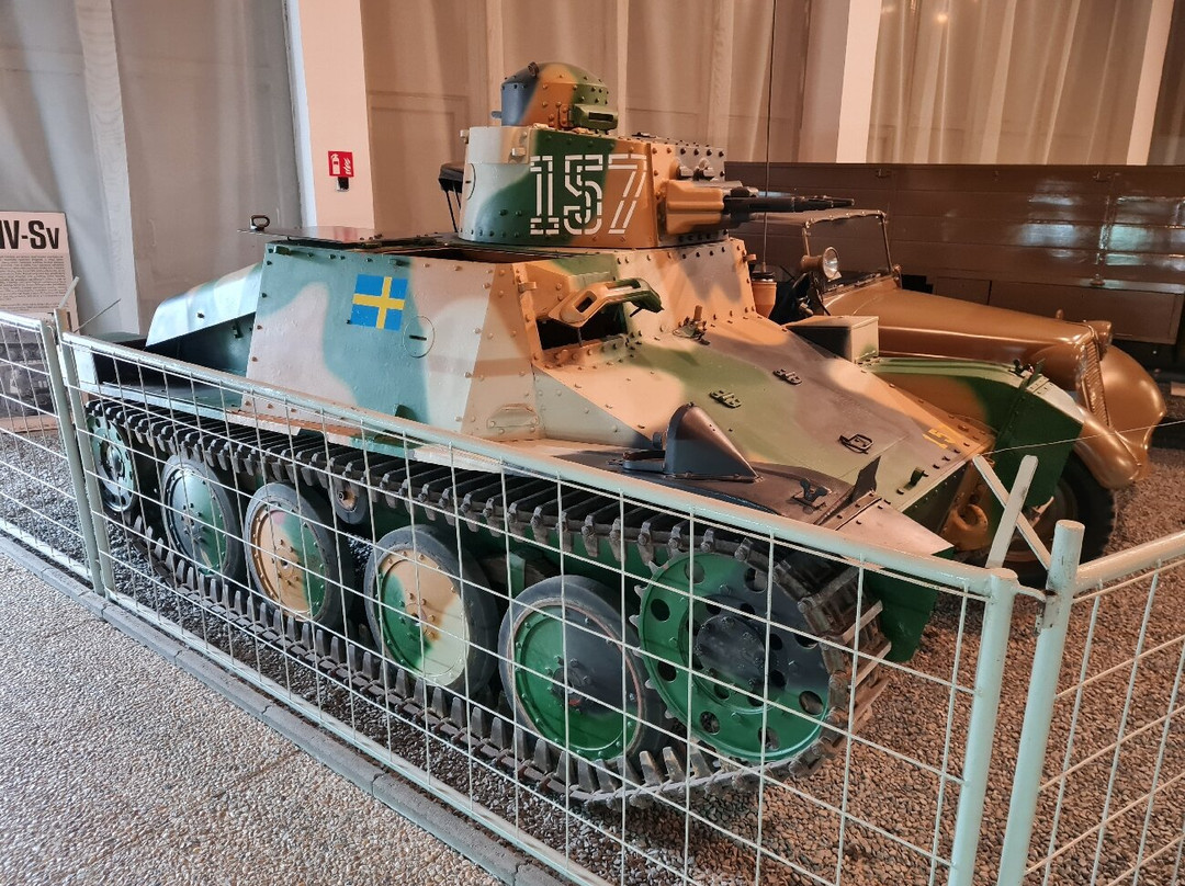 Military museum Lesany景点图片