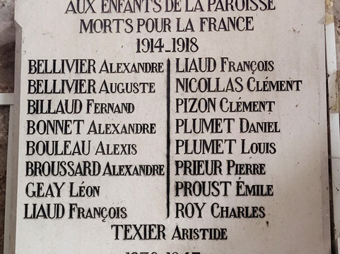 Église Saint-Pierre et Saint-Paul de Chail à Fontivillié-Fontivillie必去景点