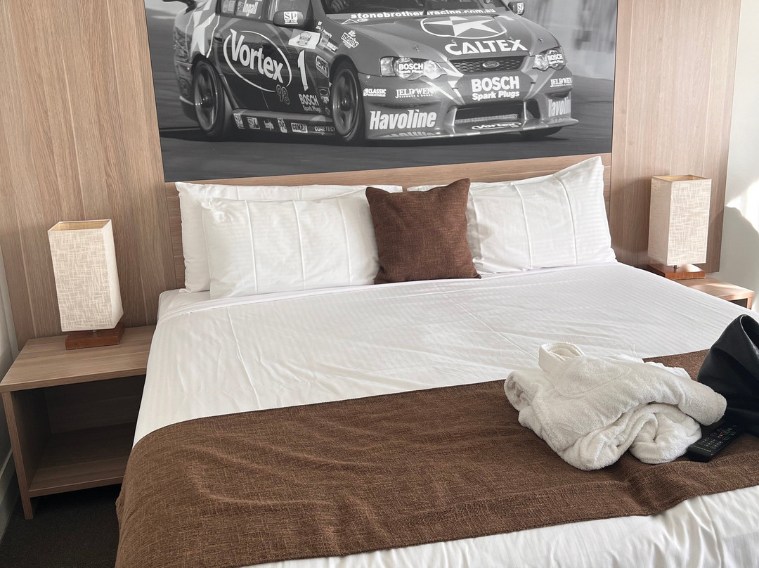 巴鲁斯特品质酒店主图