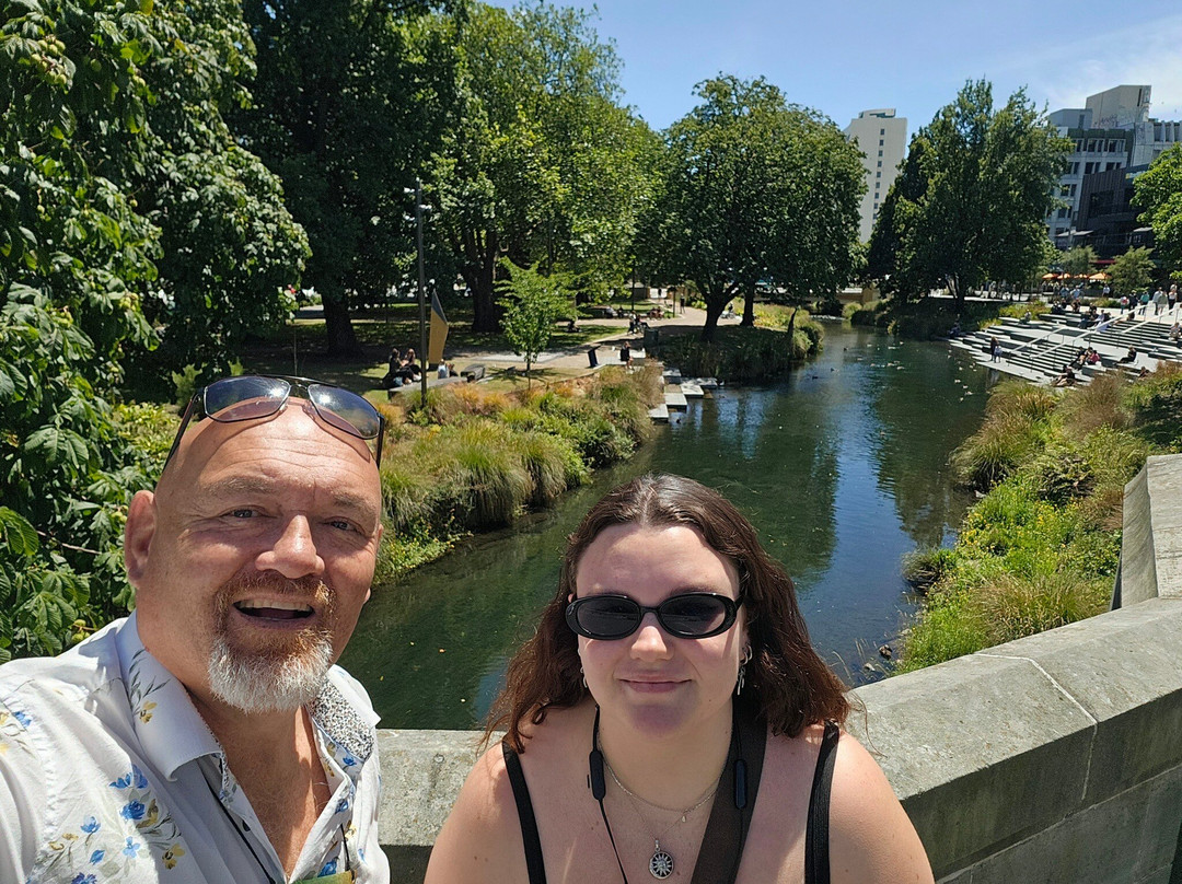 Amiki Tours-基督城必去景点