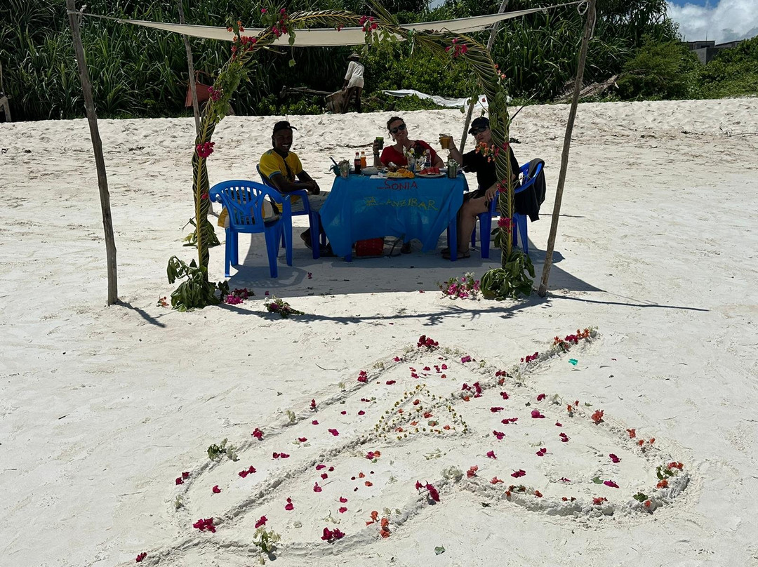 Gouruka excusions zanzibar & safaris measure