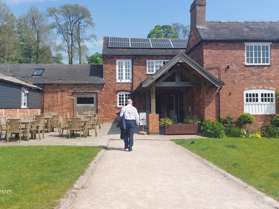 Donington Park Farmhouse Hotel主图