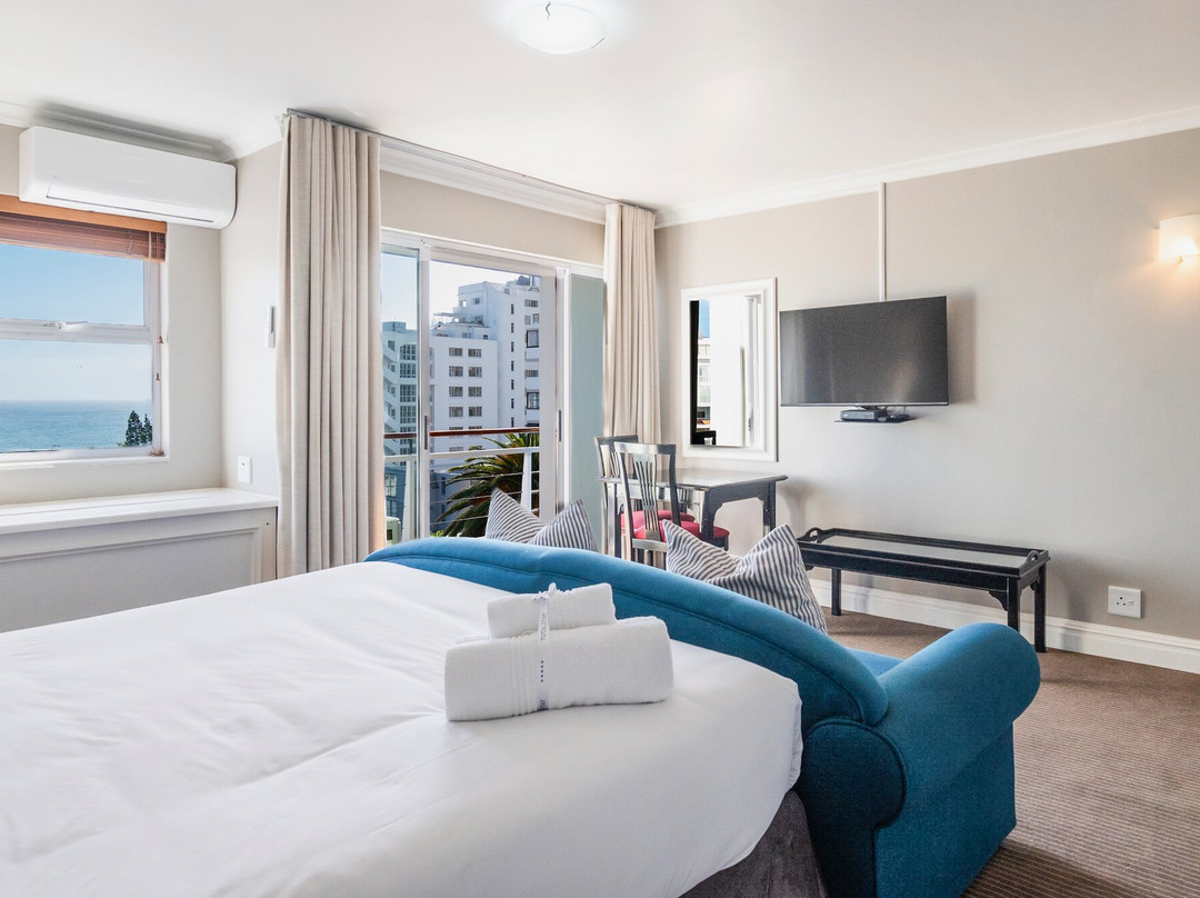 班特里湾豪华套房酒店主图